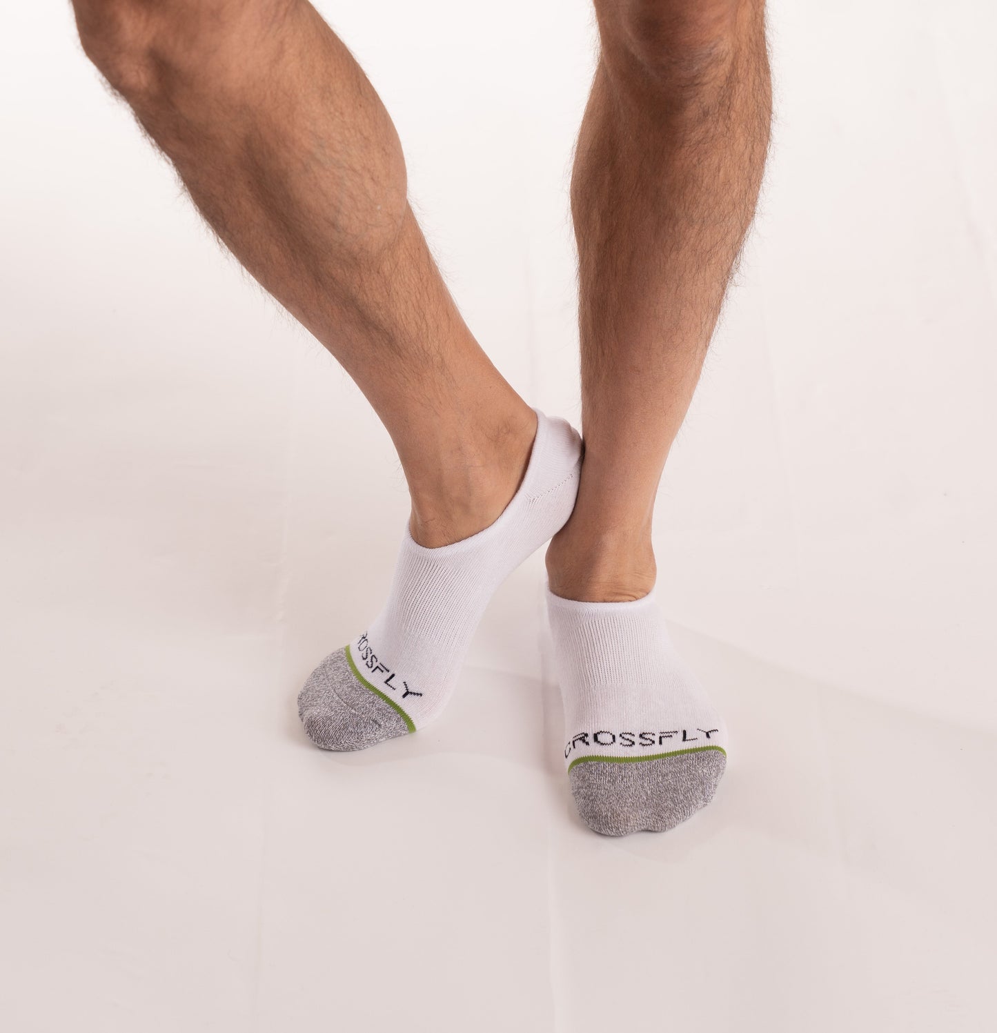 Crossfly men's Original No Show Socks in white from the Everyday series, featuring Flat Toe Seams and 360 Hold.