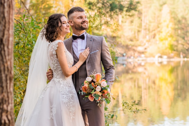 The Perfect Fit: How to Choose the Right Underwear for Your Wedding Suit
