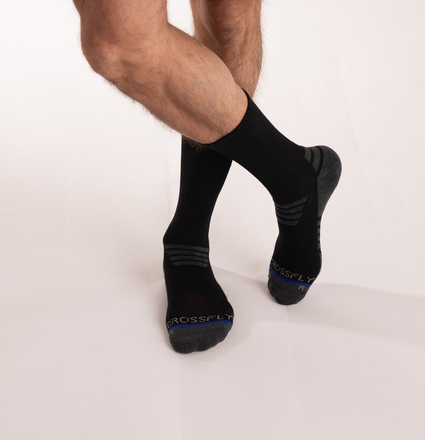 Crossfly men's Tempo Crew Socks in black / charcoal from the Performance series, featuring AirBeams and 180 Hold.
