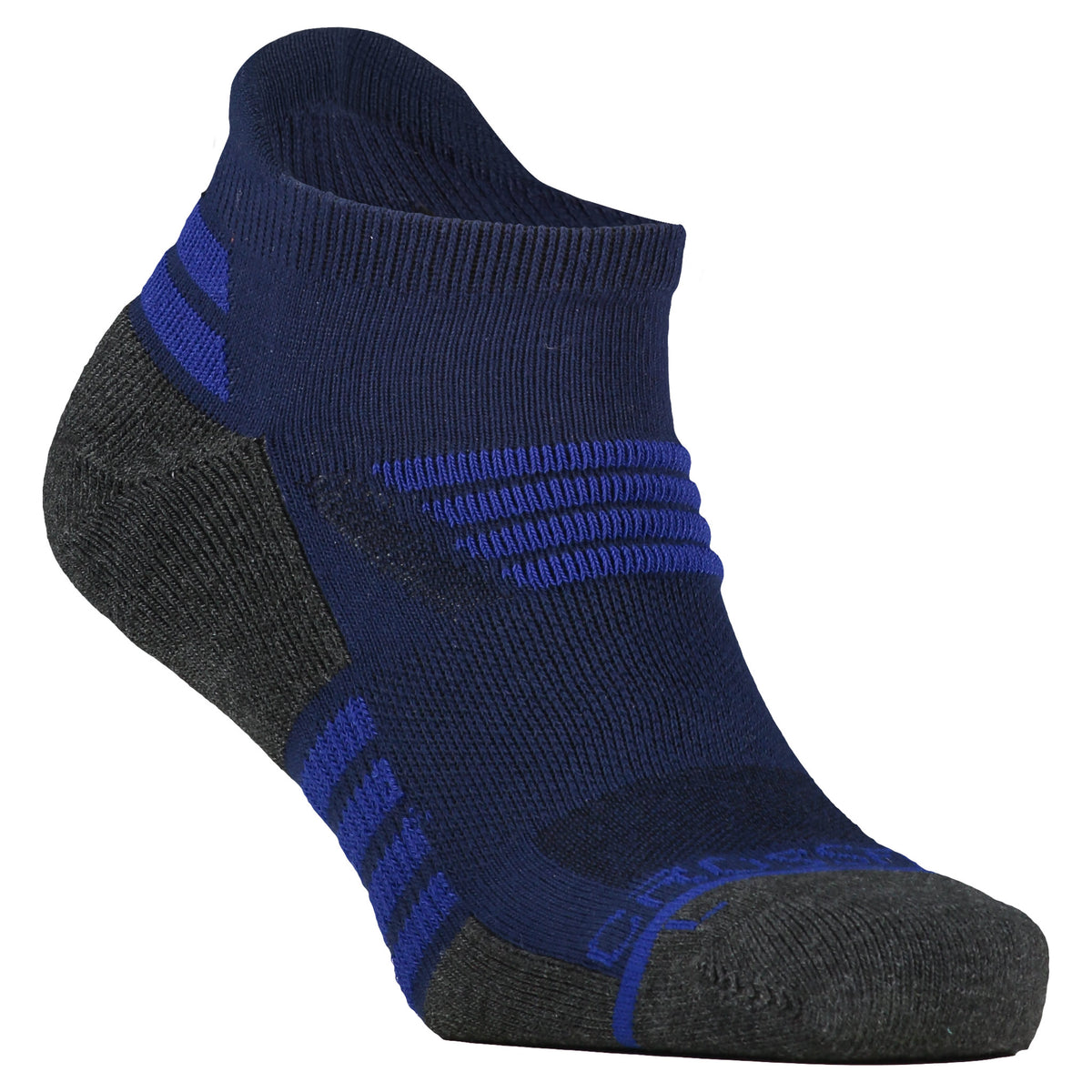 Crossfly men&#39;s Tempo Low Socks in navy / royal from the Performance series, featuring AirBeams and 180 Hold.